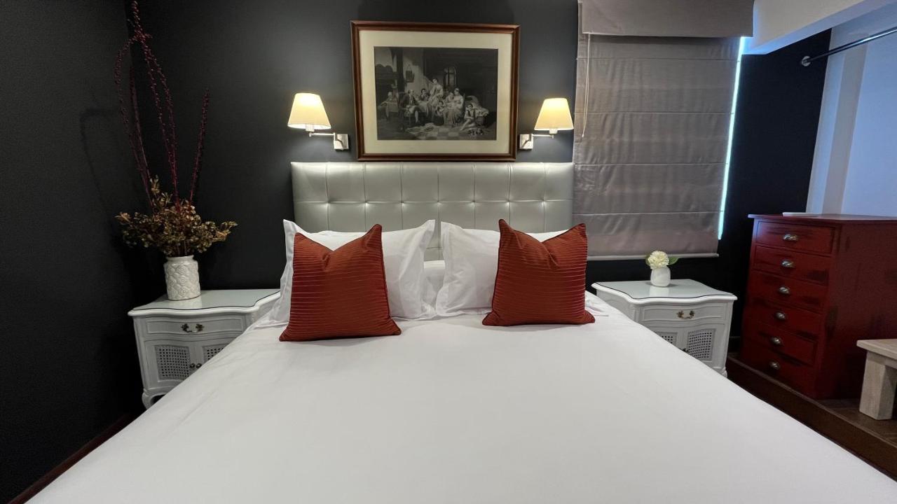Ana Frank Boutique 3*